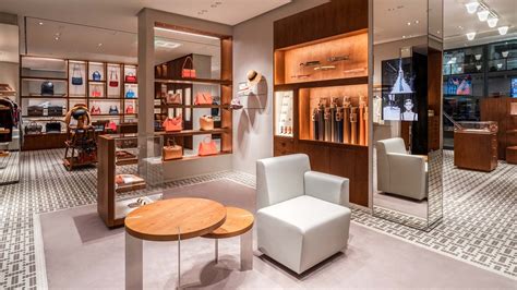 hermes stores in brazil.